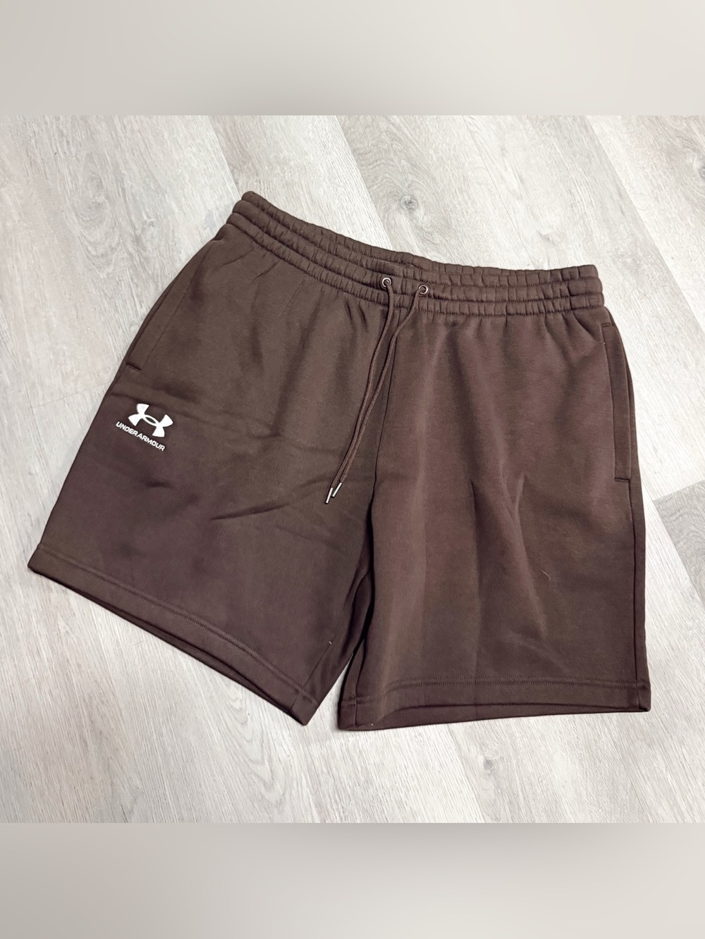 •UNDER ARMOUR• FLEECE LINED SHORTS